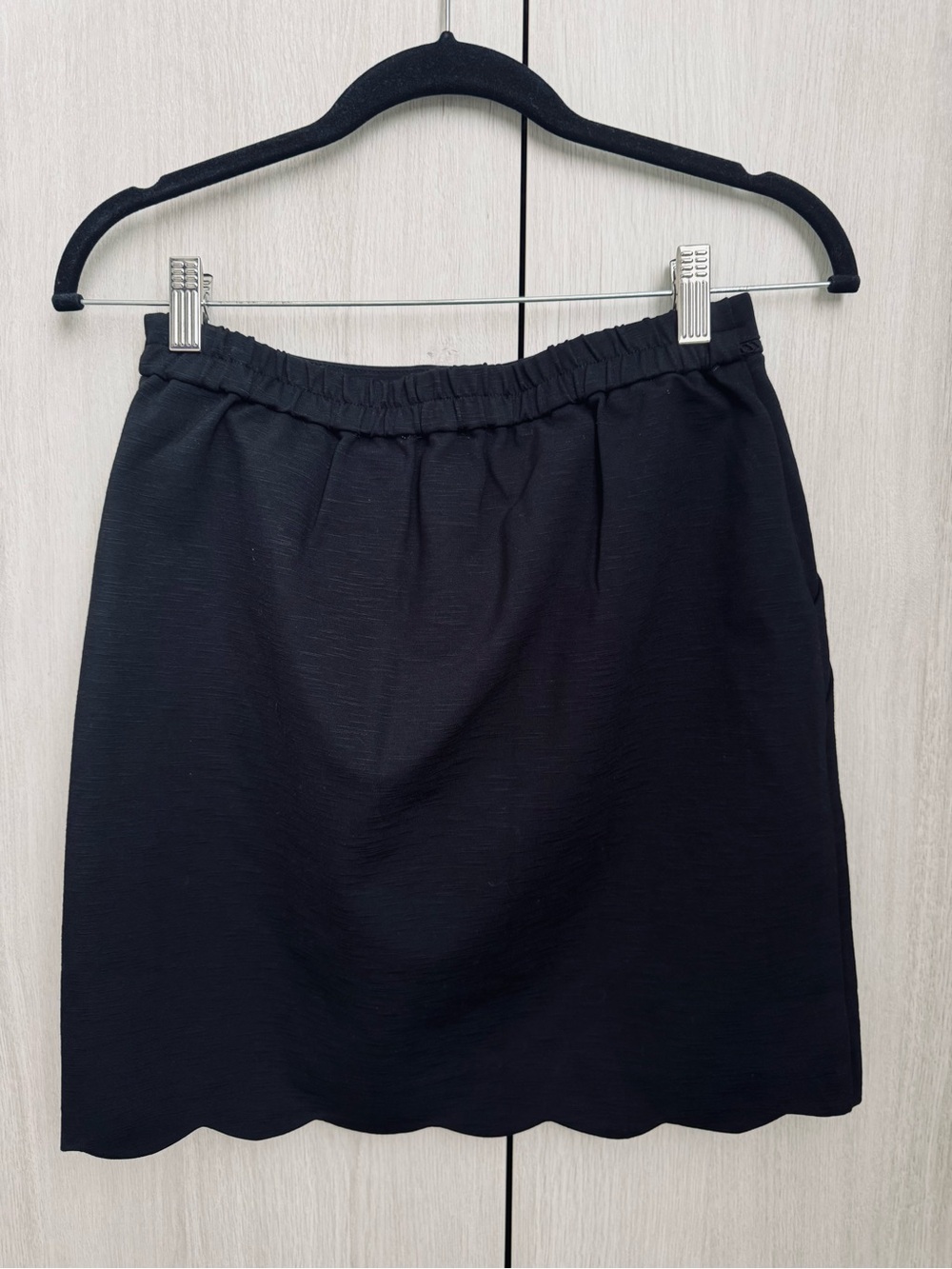 Skies Are Blue Black Scallop Hem Mini Skirt Sz SP - Picture 3 of 9